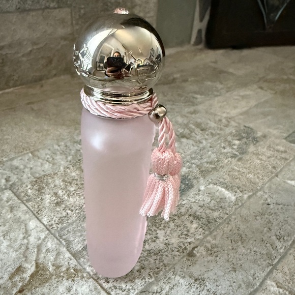 Perfume de Marly Delina La Rosee Eau de Parfum - Picture 5 of 6